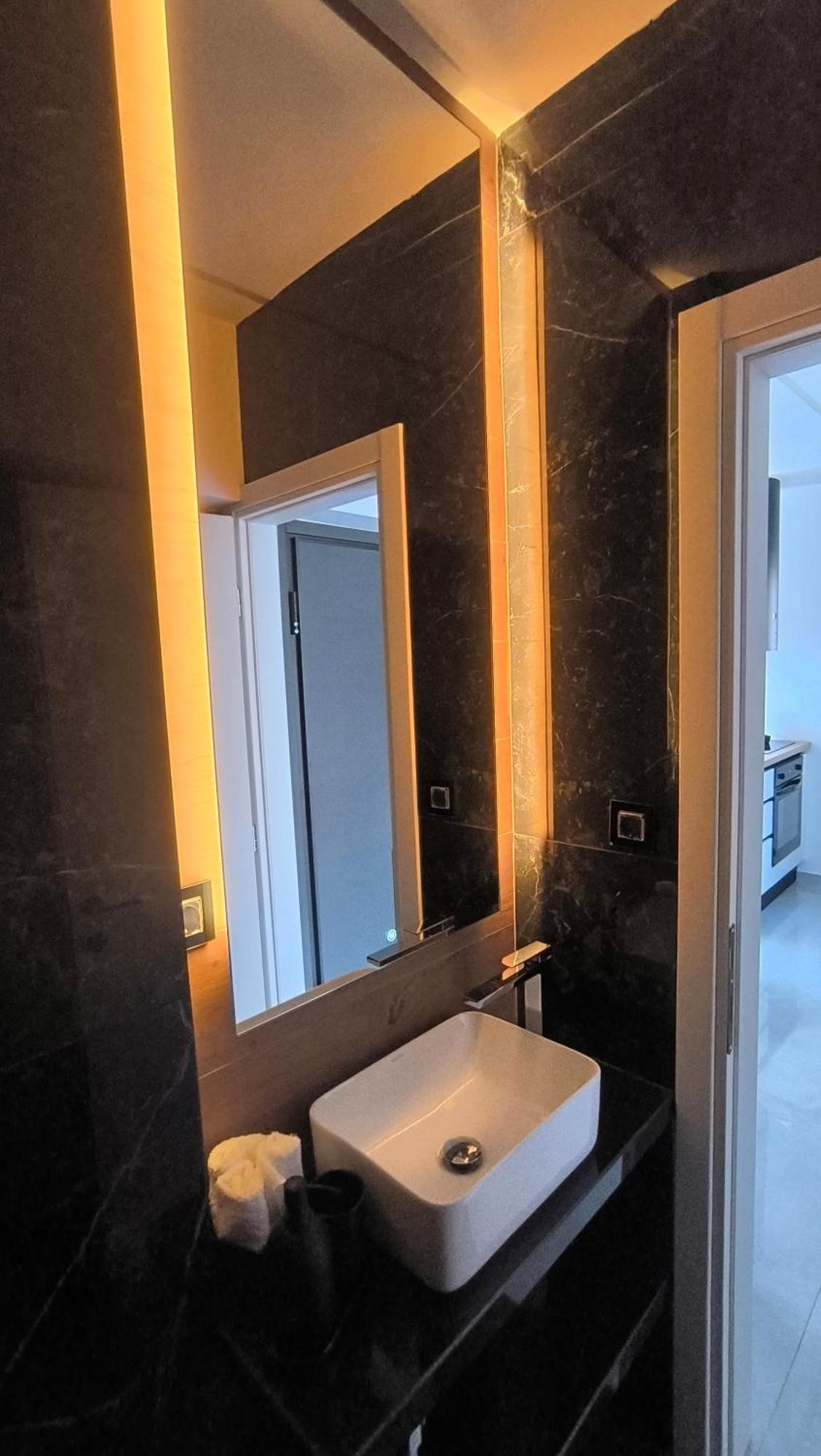 Larisa Absolute Suites, Sky View Smart Home Exterior foto